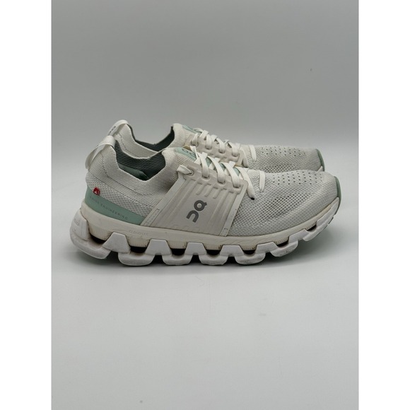 On Clouds Shoes - On Cloud Cloudswift Low Top Running Sneakers Womens, Size 6.5 White